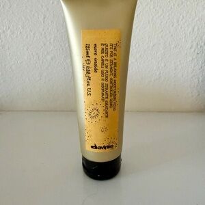 [New] Davines This is a Relaxing Moisturizing Fluid